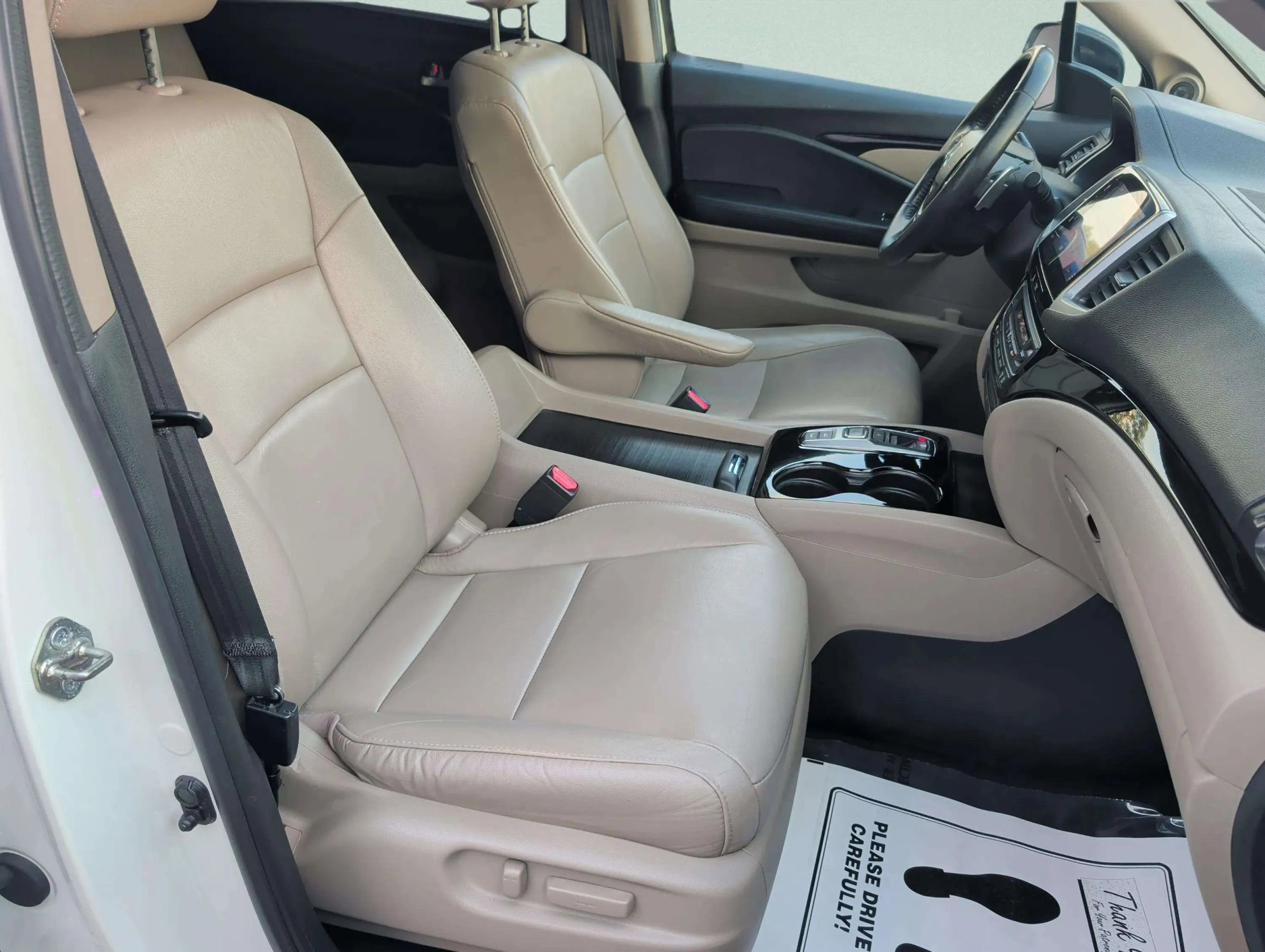 Used 2017 Honda Pilot Touring image 18