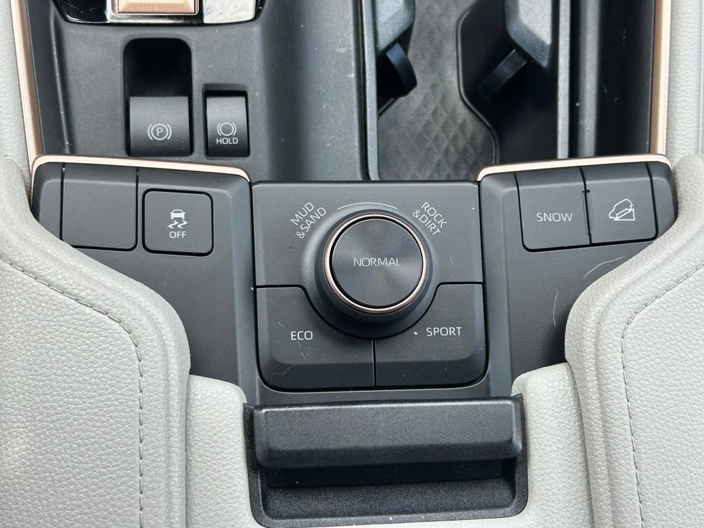 Certified 2024 Toyota Grand Highlander AWD Hybrid image 37
