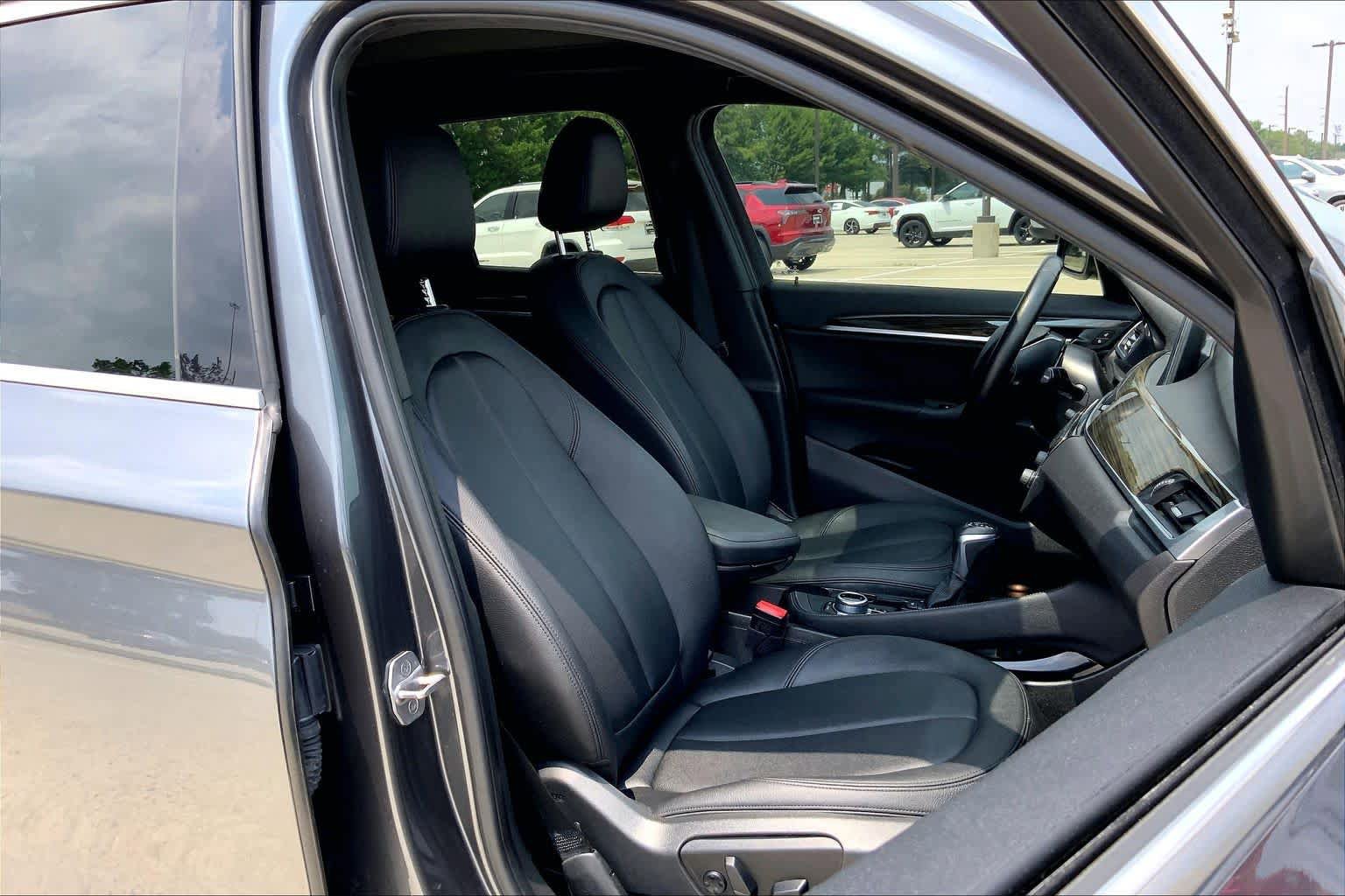 Used 2016 BMW X1 xDrive28i AWD/4WD image 9