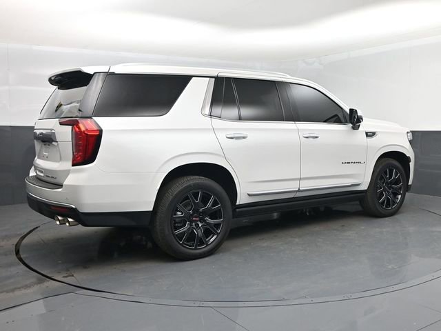 Used 2021 GMC Yukon Denali w/ Denali Premium Package RWD image 3