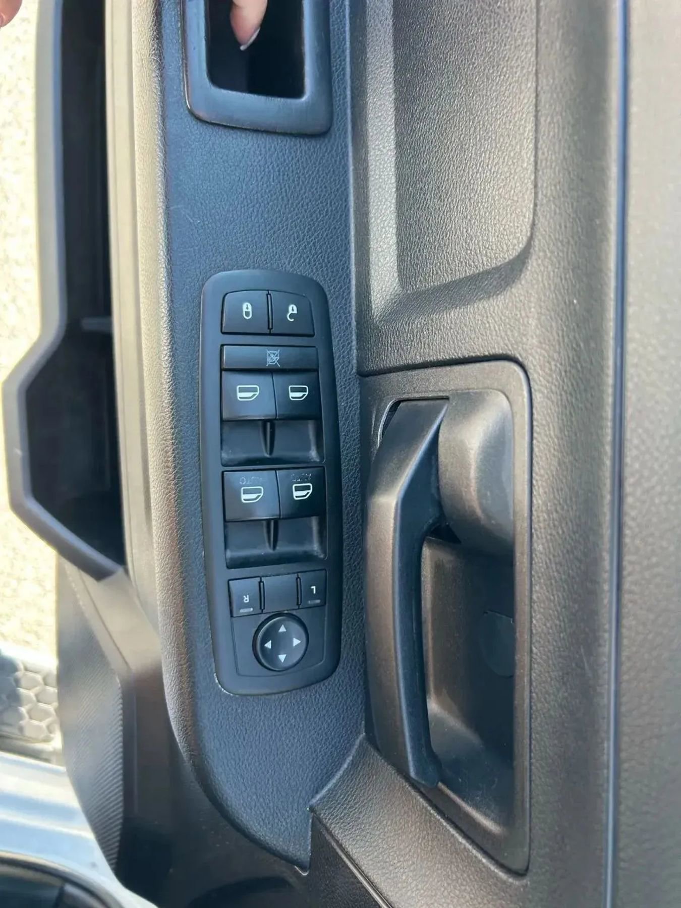 Used 2014 RAM 2500 Tradesman w/ Chrome Appearance Group image 22