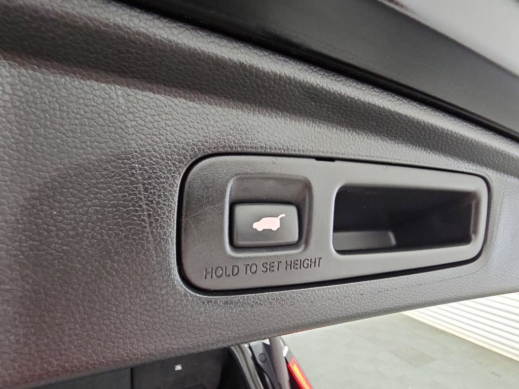 Used 2023 Honda CR-V Sport Touring image 38