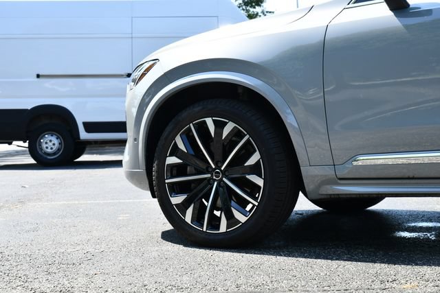 Certified 2026 Volvo XC90 B6 Plus AWD/4WD image 12