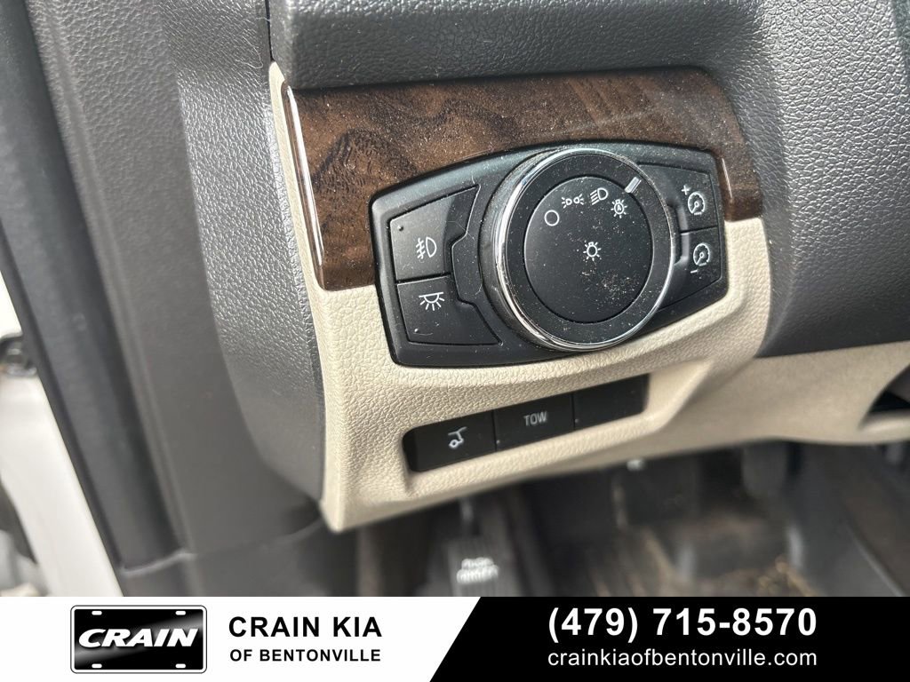 Used 2013 Ford Explorer Limited image 17