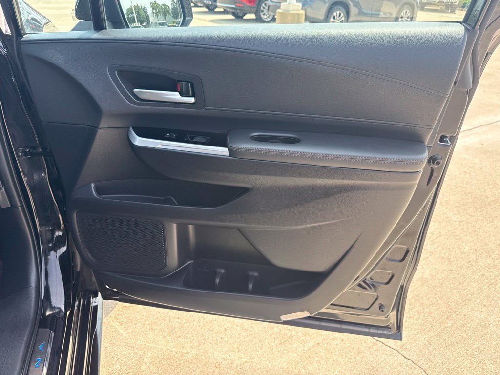 Certified 2025 Toyota Sienna Limited AWD/4WD image 23