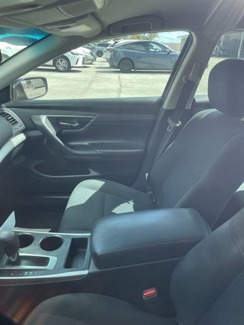 Used 2015 Nissan Altima 2.5 S w/ Power Driver Seat Package image 9