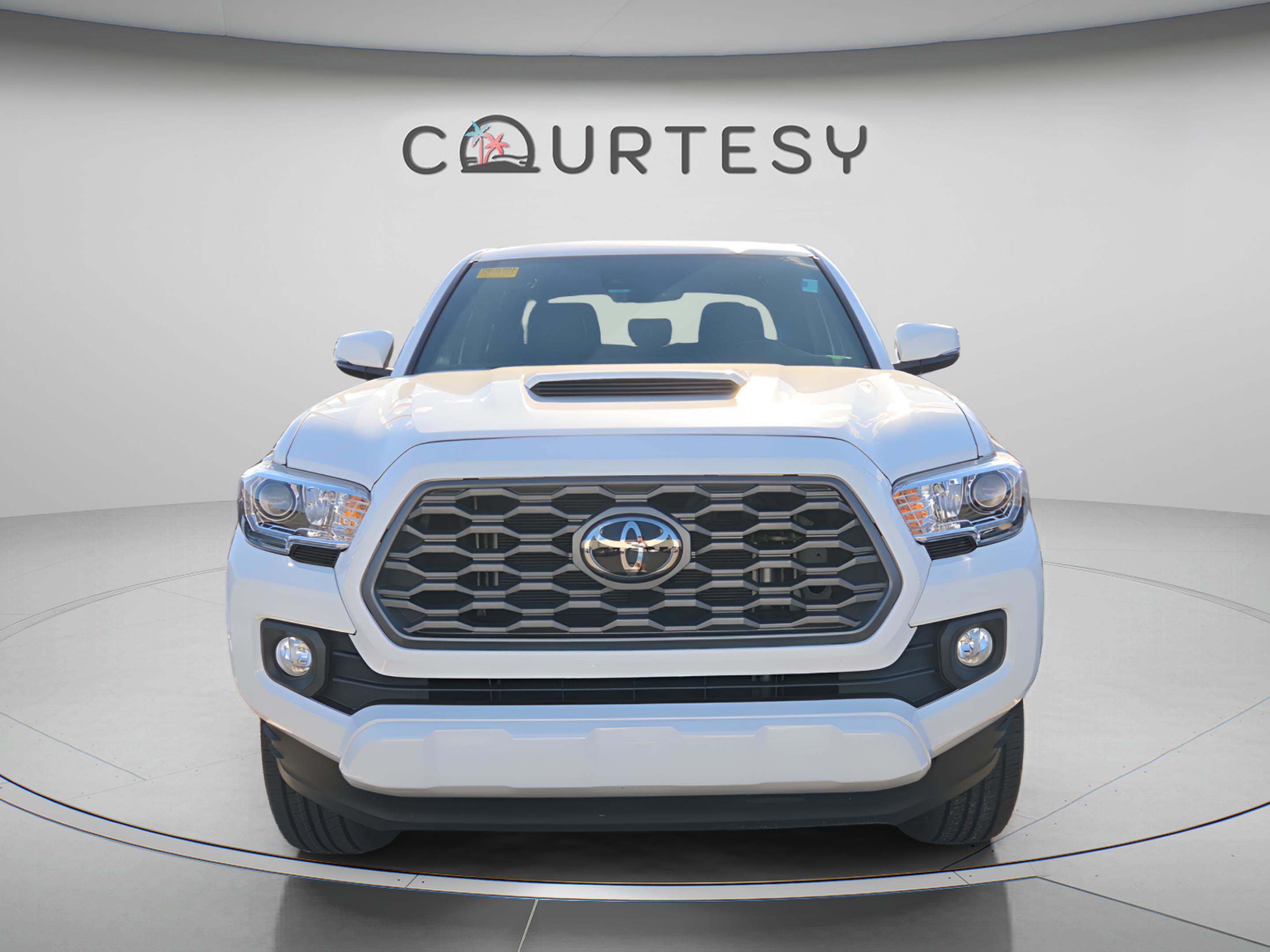 Certified 2023 Toyota Tacoma TRD Sport w/ Technology Package AWD/4WD image 4