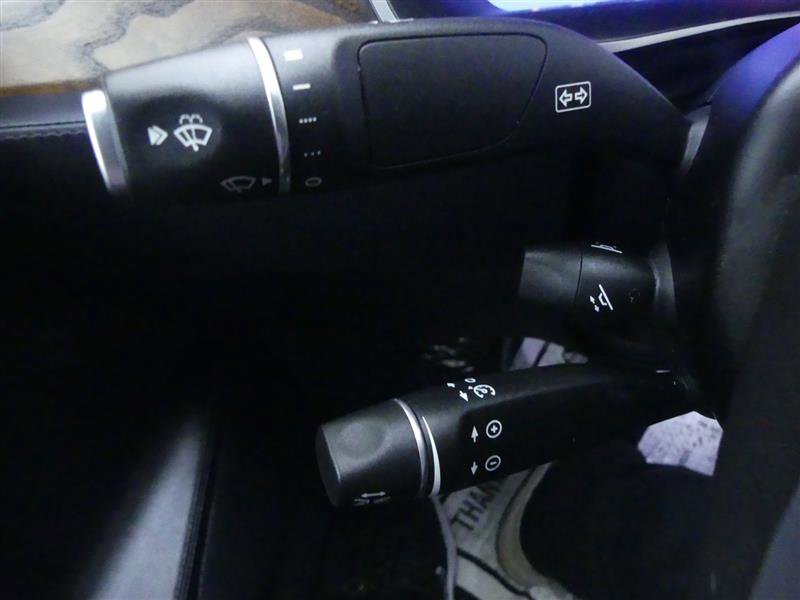 Used 2018 Tesla Model S 75D image 18