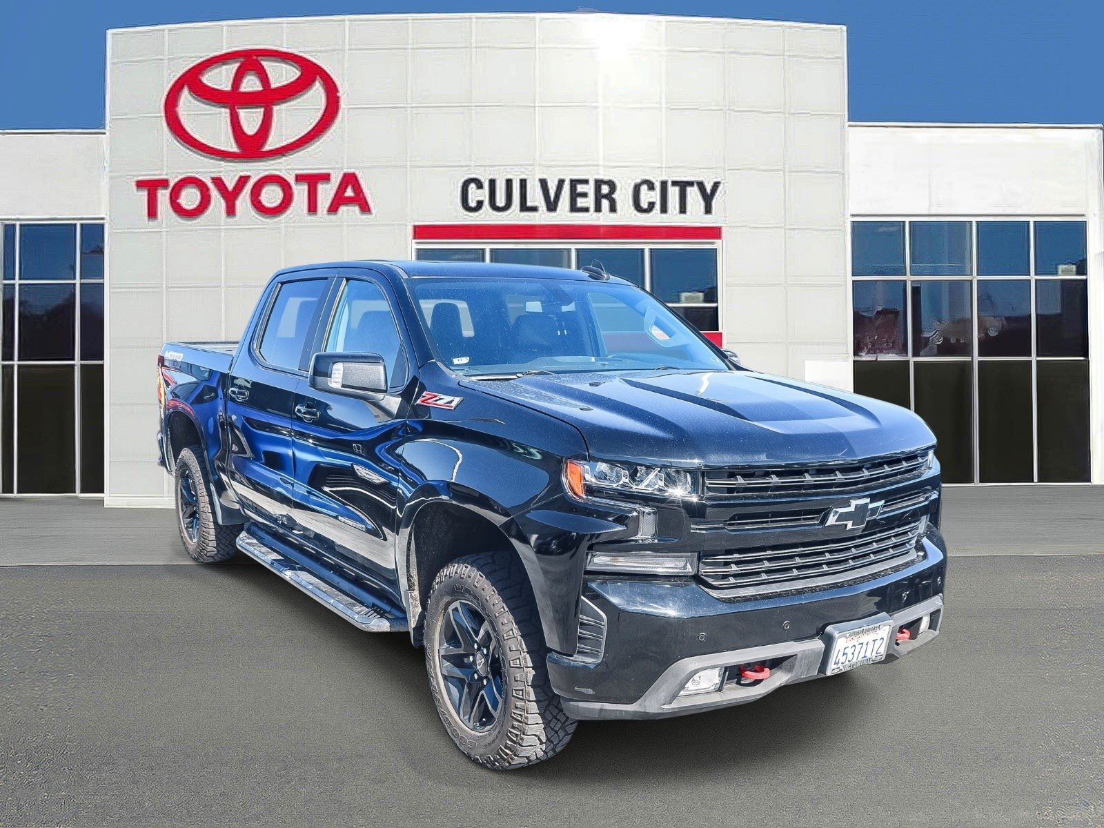 Used 2019 Chevrolet Silverado 1500 LT Trail Boss AWD/4WD image 1