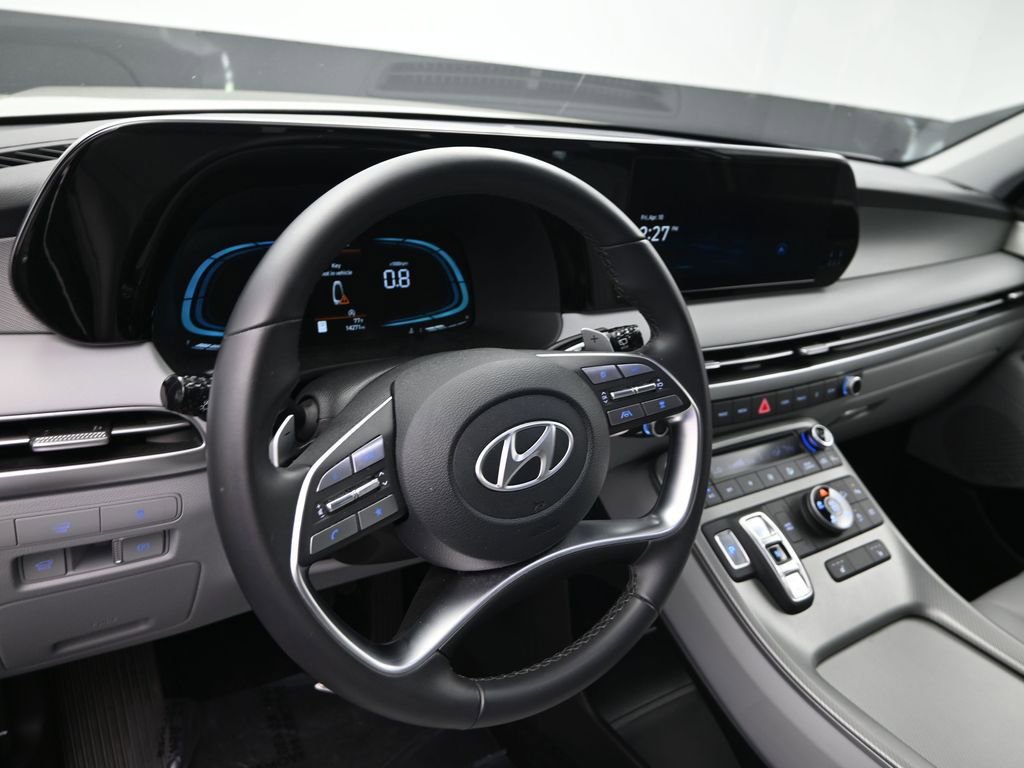 Used 2025 Hyundai Palisade SEL AWD/4WD image 18