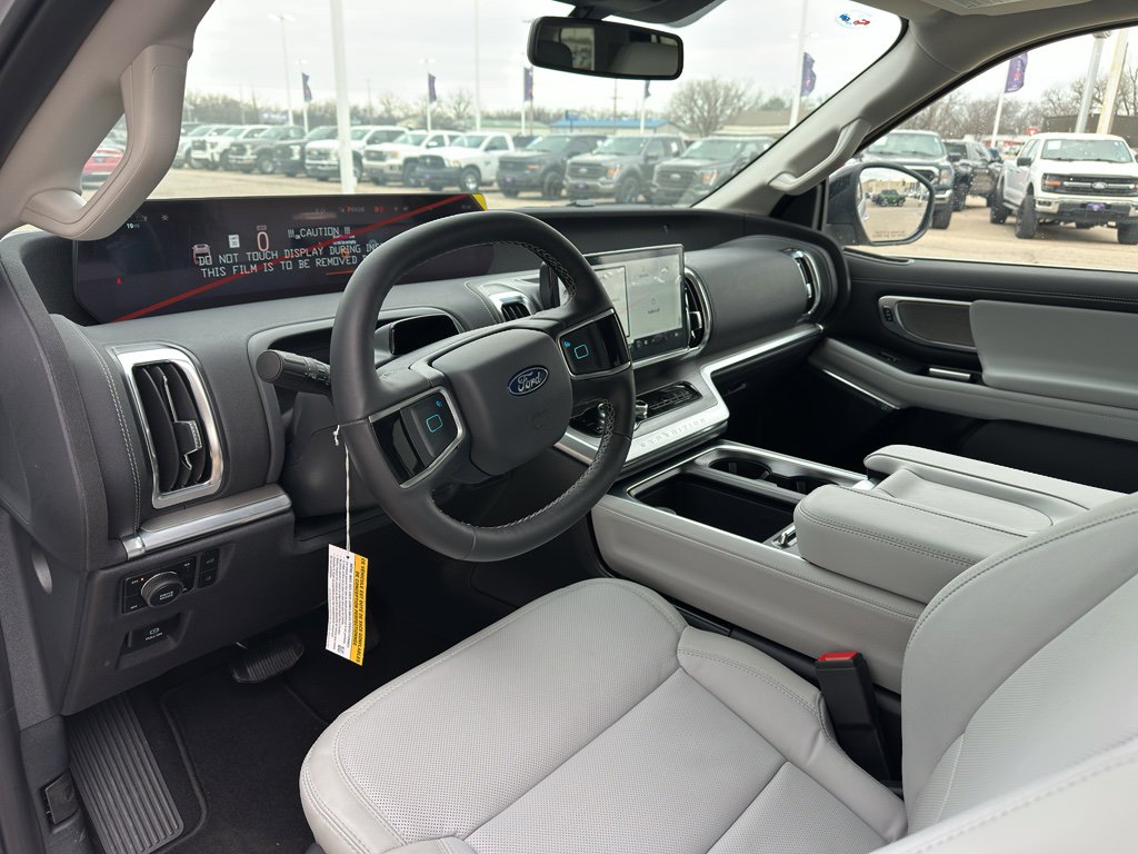 New 2026 Ford Expedition Platinum w/ Driver's Package image 12