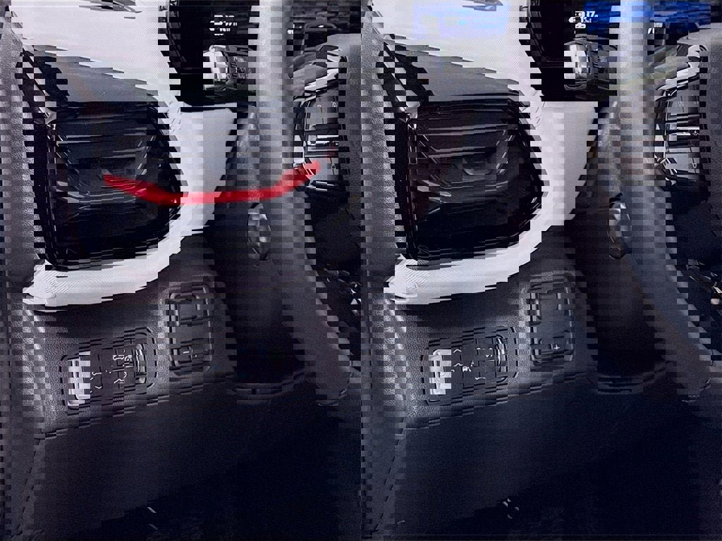 Used 2025 Chevrolet Silverado EV RST image 4