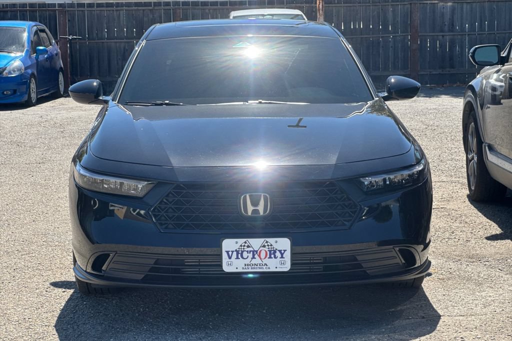 Used 2025 Honda Accord SE image 3