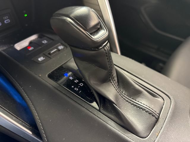 Used 2023 Toyota Venza XLE AWD/4WD image 32