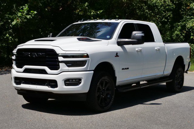 Used 2026 RAM 2500 Laramie AWD/4WD image 6