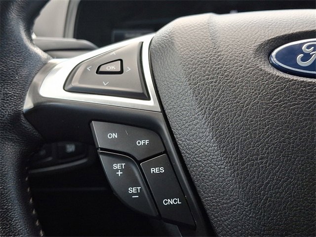 Used 2022 Ford Edge Titanium image 14