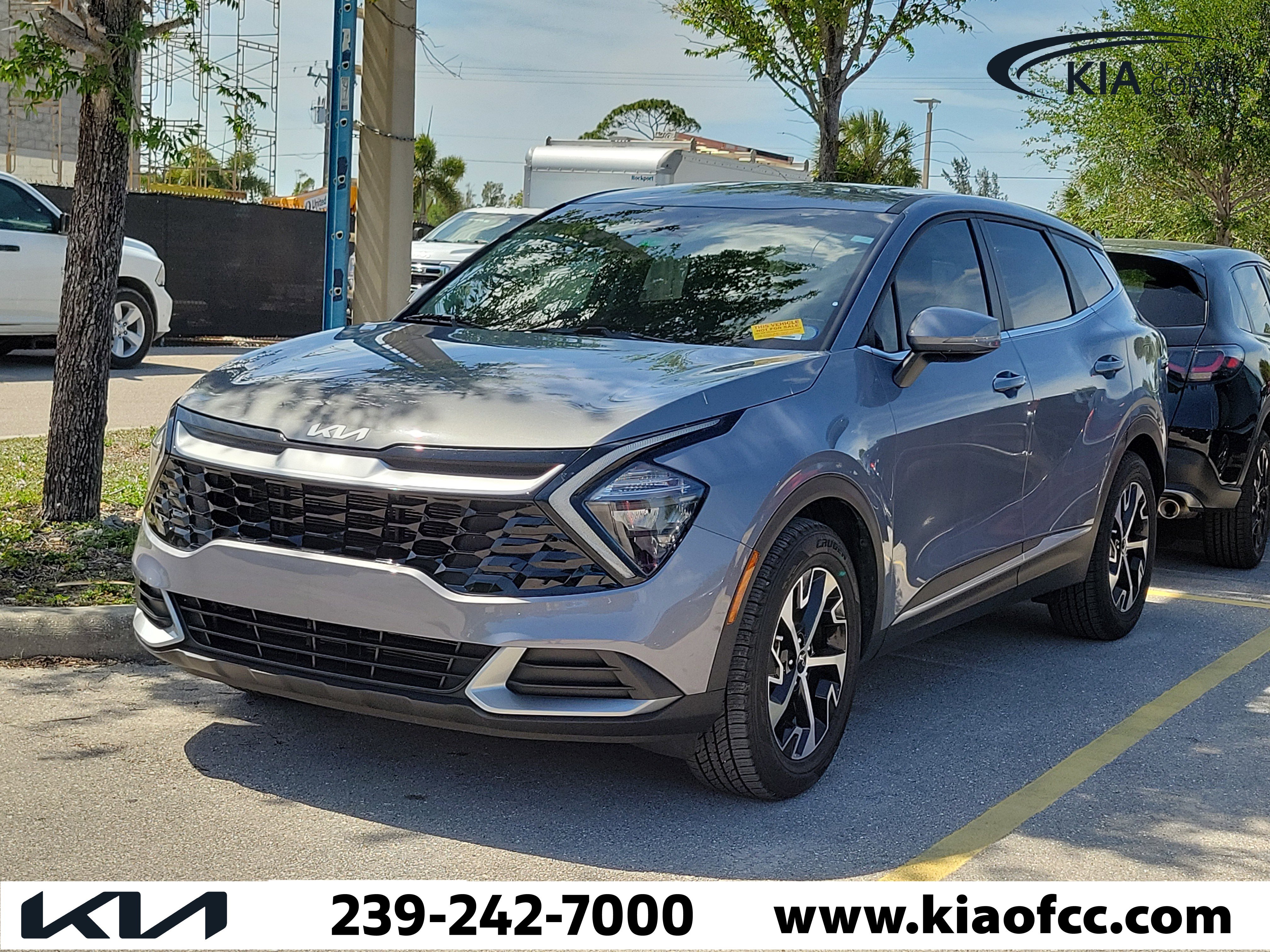 Certified 2023 Kia Sportage EX image 3