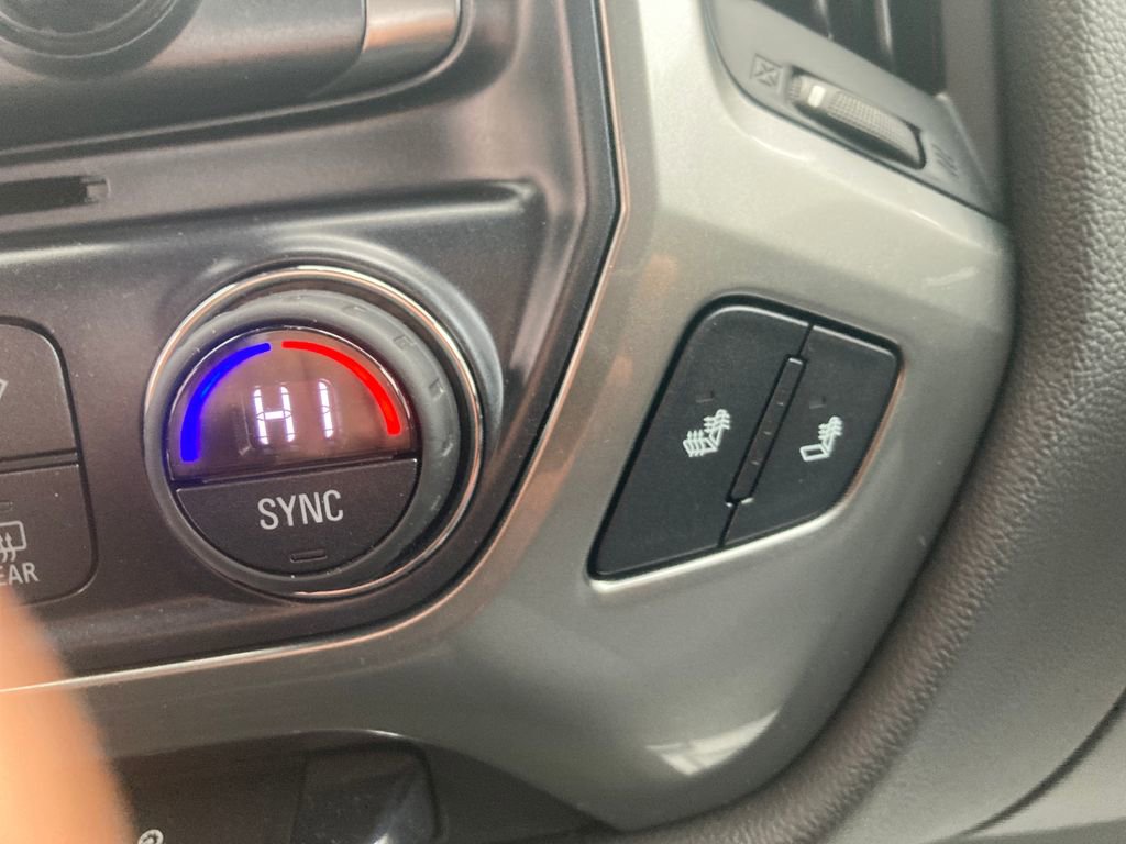 Used 2018 Chevrolet Silverado 1500 LT w/ All Star Edition image 47