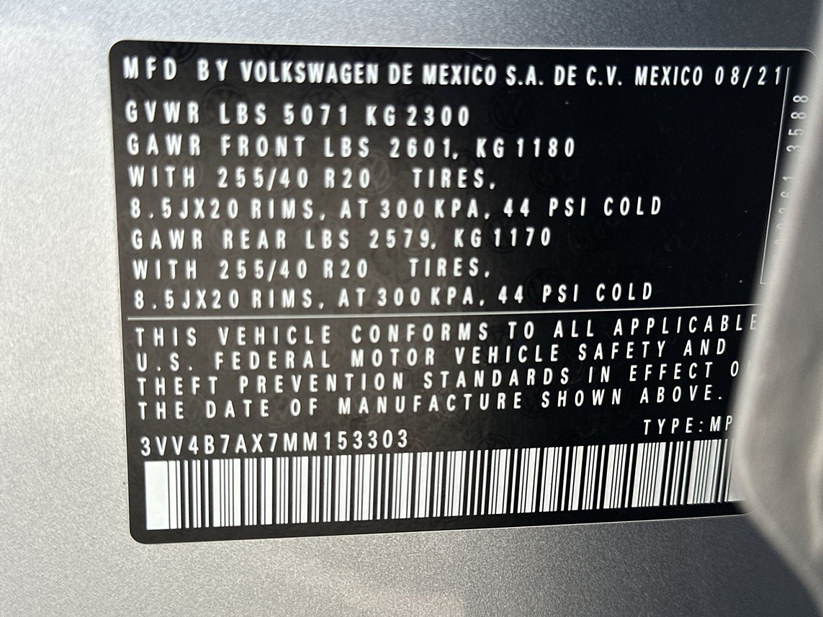 Used 2021 Volkswagen Tiguan SEL Premium R-Line AWD/4WD image 36