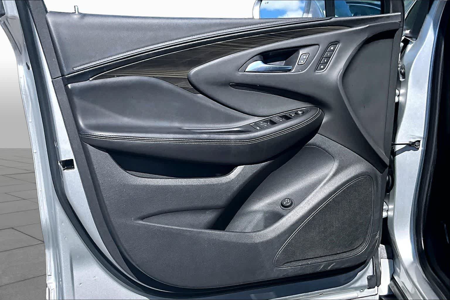 Used 2019 Buick Envision Essence AWD/4WD image 21