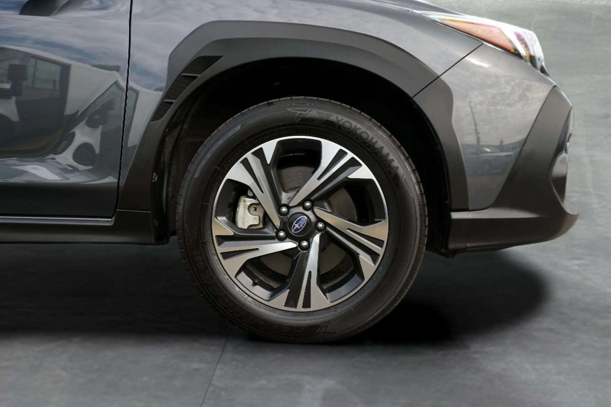 Used 2024 Subaru Crosstrek 2.0i Premium w/ Crosstrek Mirror Package AWD/4WD image 9