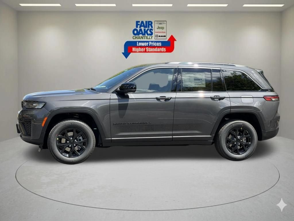 New 2026 Jeep Grand Cherokee Altitude AWD/4WD image 10