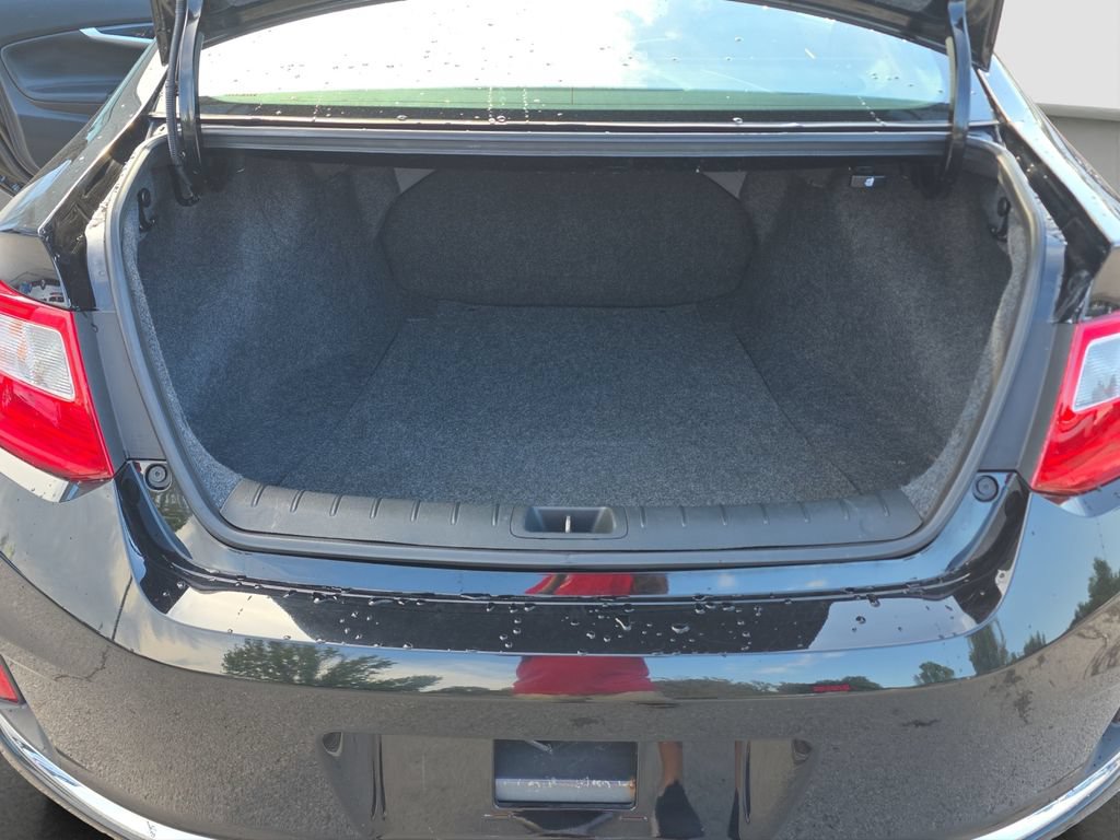 Used 2015 Honda Accord EX-L image 17