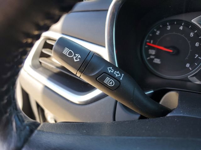 Used 2020 Chevrolet Equinox LT w/ Midnight Edition image 24