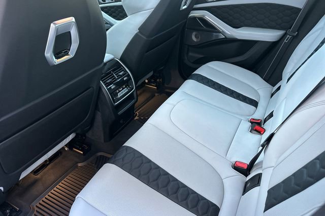 Used 2026 BMW X6 M Competition image 14