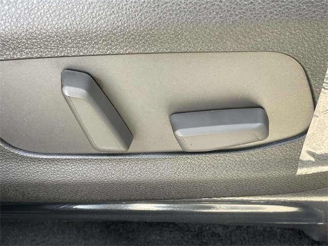 New 2026 Kia Carnival EX image 15