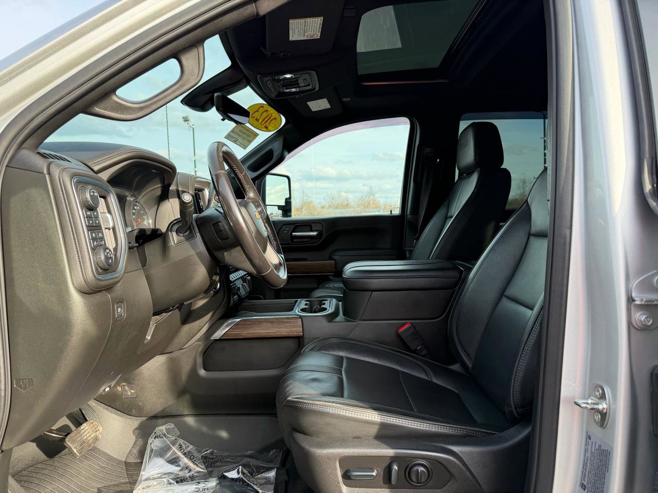 Used 2023 Chevrolet Silverado 3500 High Country w/ Z71 Off-Road Package image 14