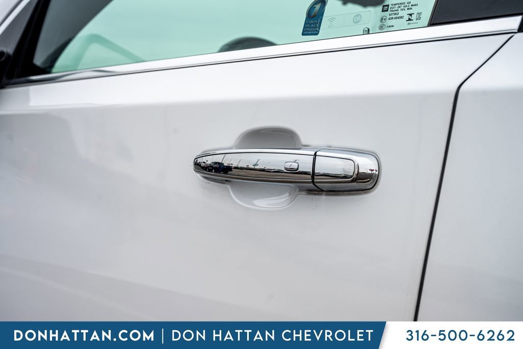 Used 2023 Chevrolet Traverse High Country image 31