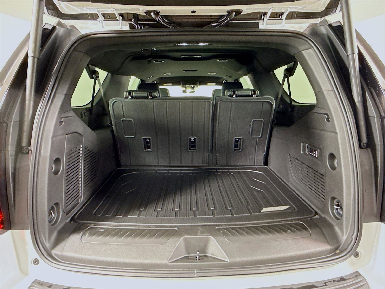 New 2026 GMC Yukon XL Elevation w/ LPO, Floor Liner Package image 21