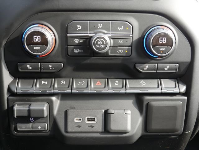 Used 2019 Chevrolet Silverado 1500 RST image 22