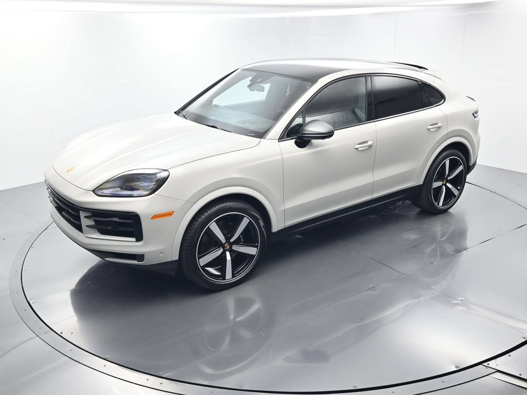 Certified 2026 Porsche Cayenne Coupe AWD/4WD image 35