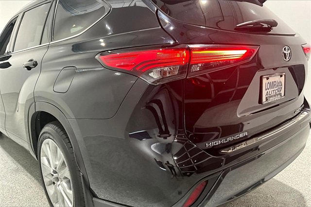 Used 2020 Toyota Highlander Limited image 41