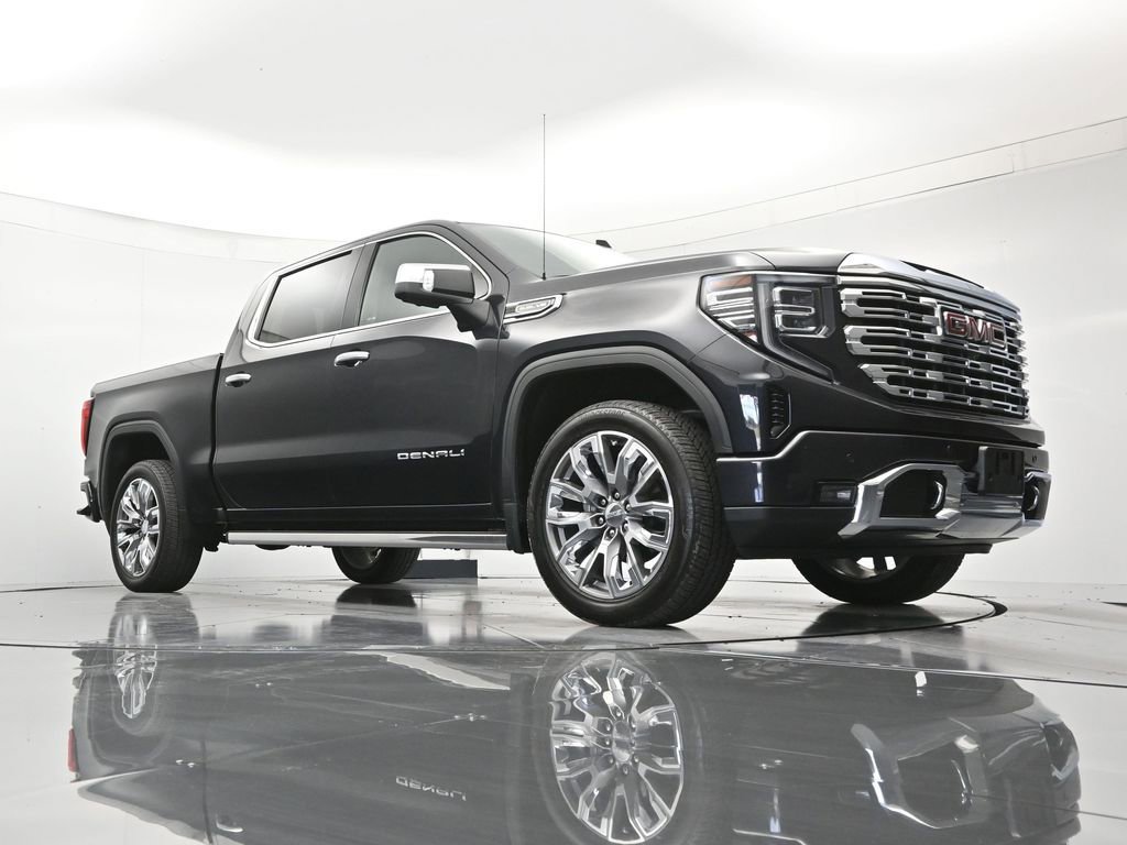 Used 2023 GMC Sierra 1500 Denali w/ Denali Reserve Package AWD/4WD image 41