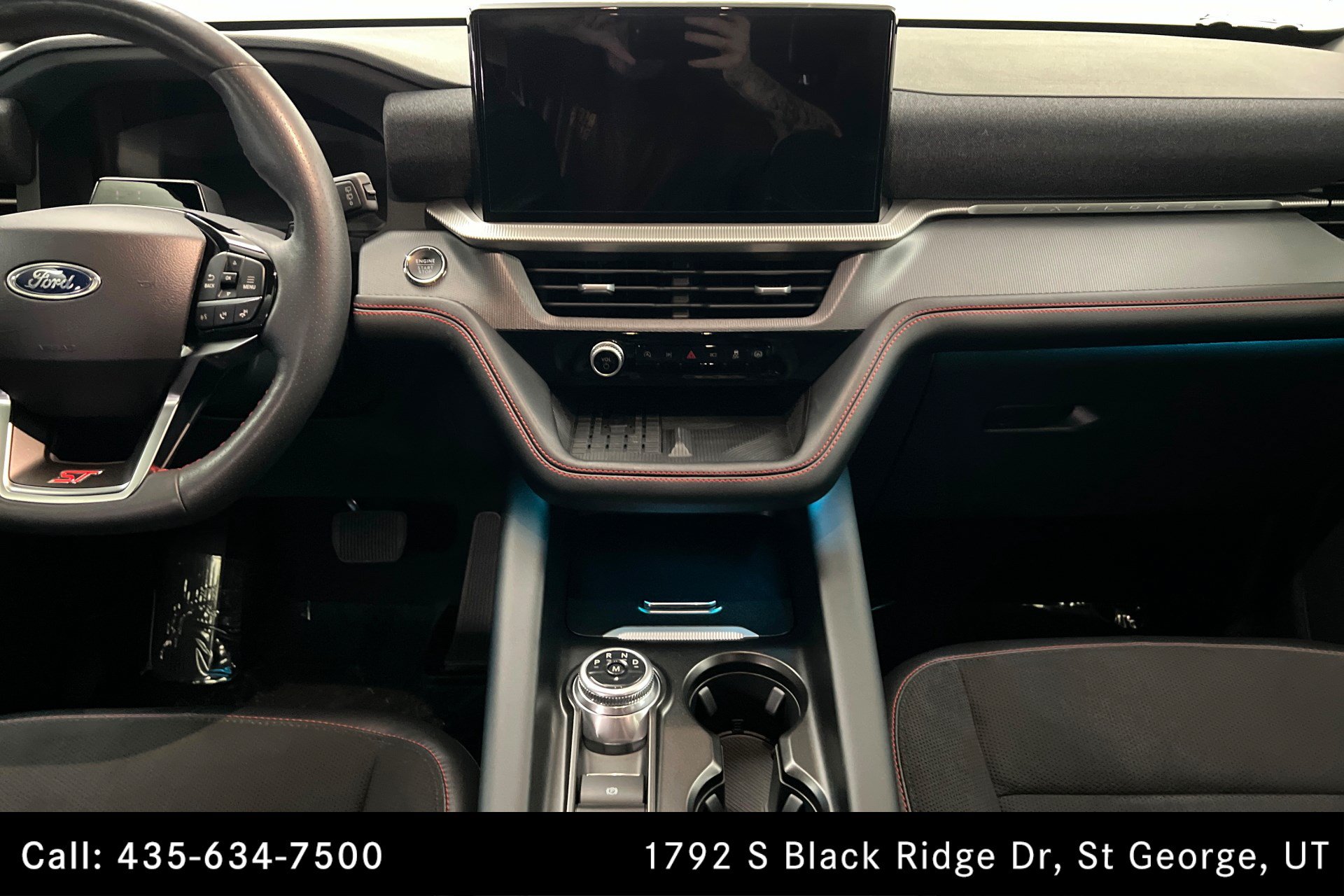 Used 2025 Ford Explorer ST AWD/4WD image 13