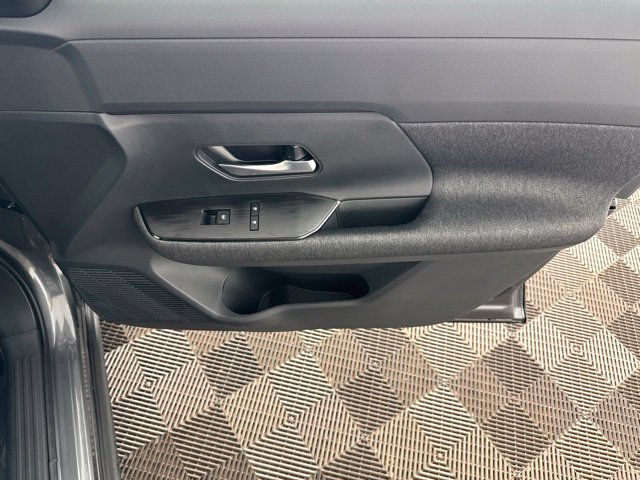 New 2027 Nissan Kicks SV AWD/4WD image 25