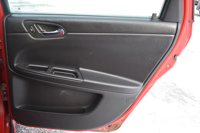 Used 2007 Chevrolet Impala LTZ image 35