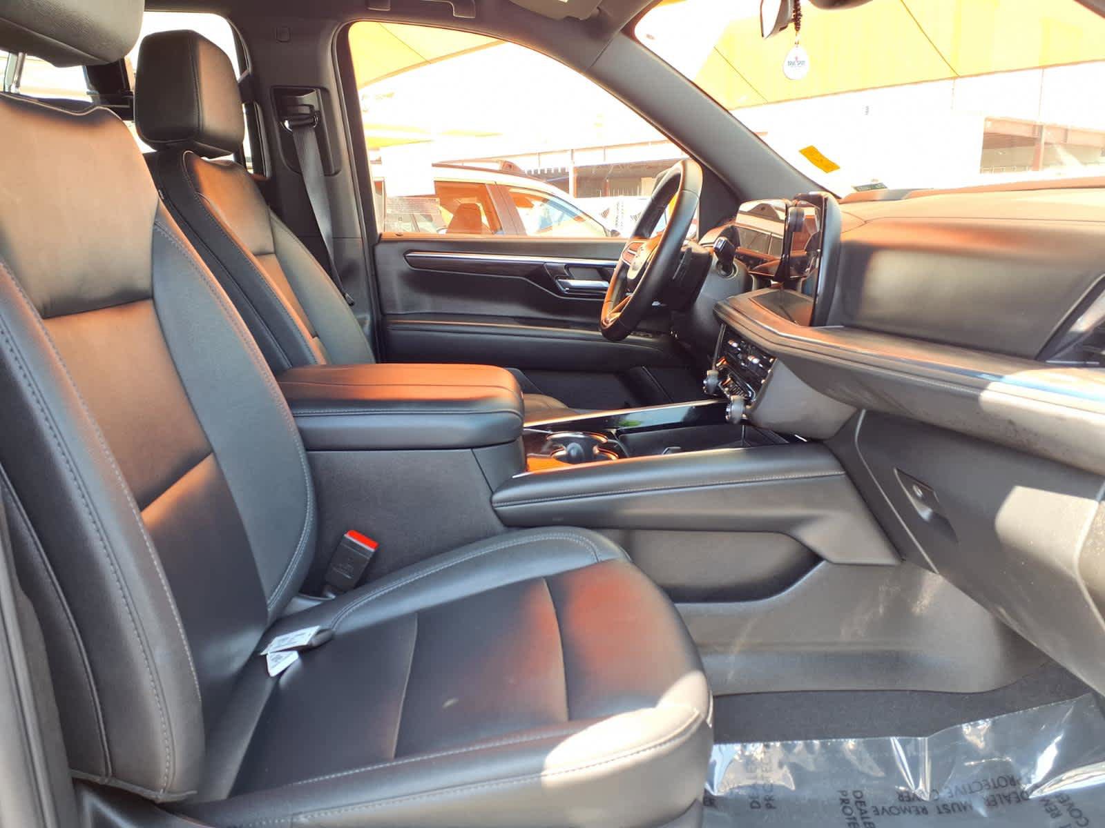 Used 2025 Chevrolet Tahoe LT AWD/4WD image 22