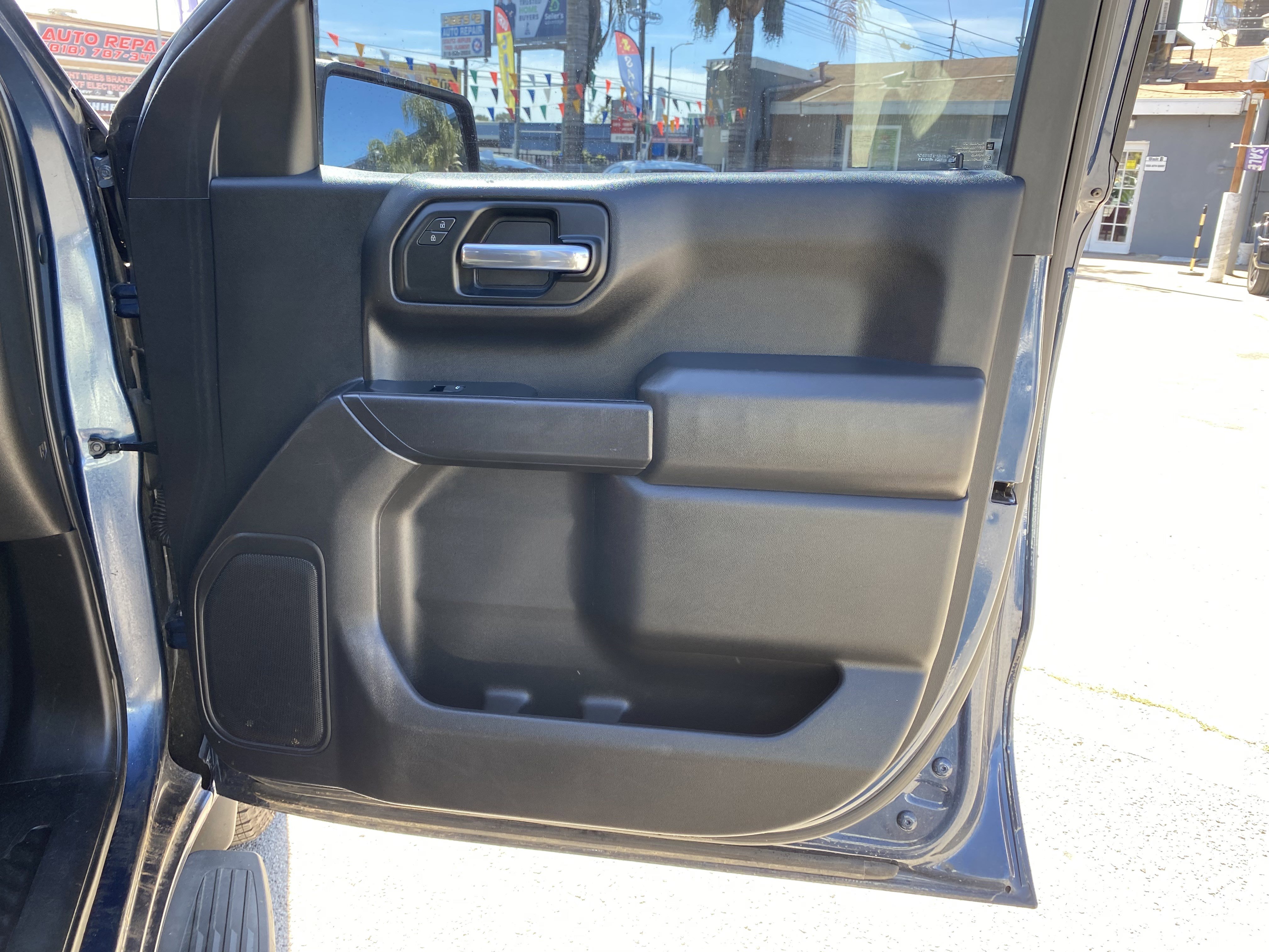 Used 2019 Chevrolet Silverado 1500 Custom w/ Custom Value Package RWD image 23