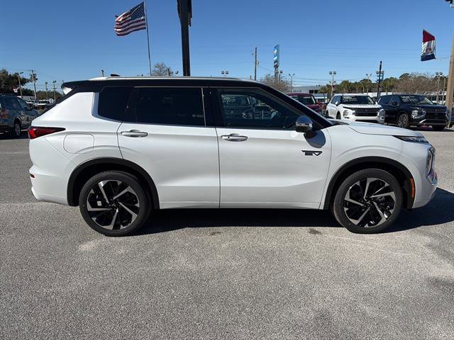 New 2025 Mitsubishi Outlander SEL image 7