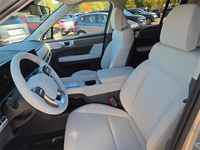 New 2026 Hyundai Santa Fe SE image 23