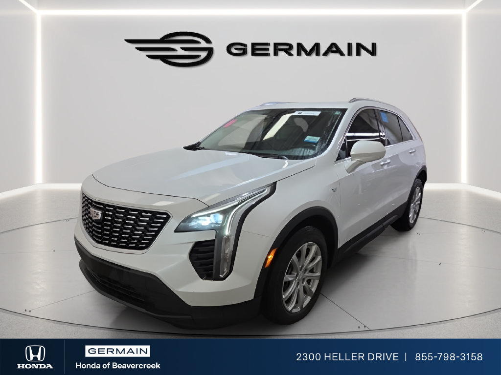 Used 2022 Cadillac XT4 Luxury w/ Cold Weather Package AWD/4WD image 2
