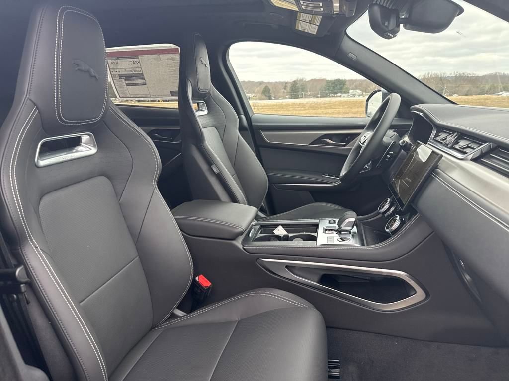 New 2026 Jaguar F-PACE R-Dynamic S image 16