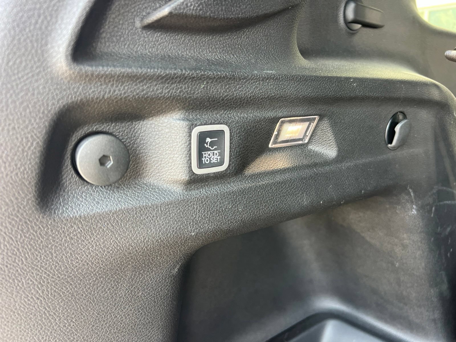 Used 2021 Jeep Grand Cherokee L Laredo RWD image 38