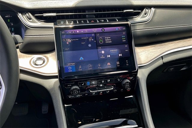 Used 2025 Jeep Grand Cherokee Limited 4xe image 6