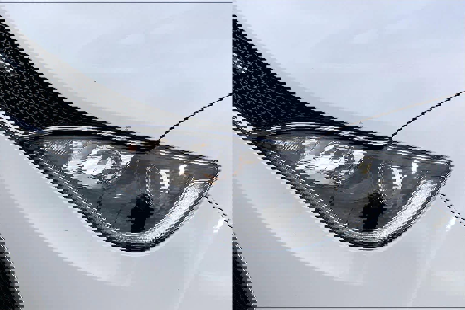 Used 2017 Chrysler Pacifica Touring-L w/ Tire & Wheel Group FWD image 28