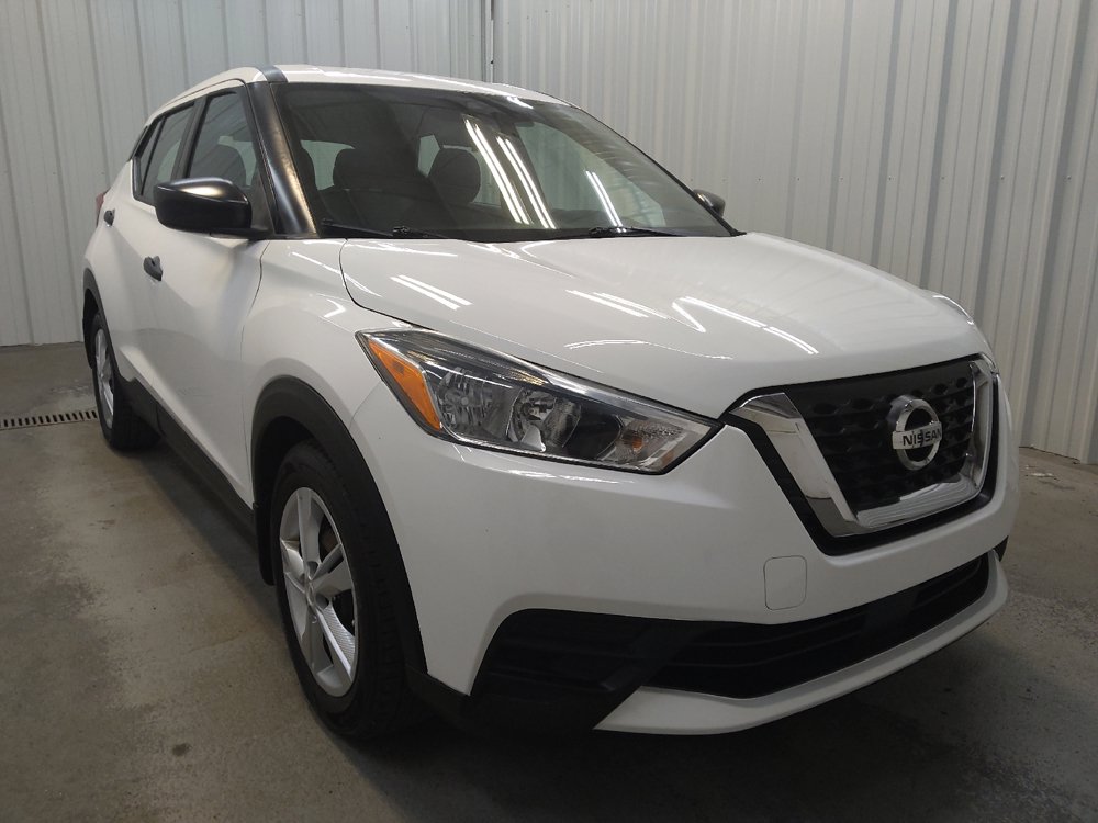 Used 2020 Nissan Kicks S FWD image 13